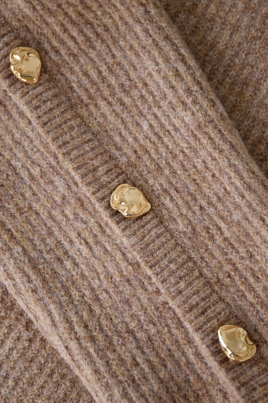 Olivia Rollkragenpullover in Khaki – getragen (3)