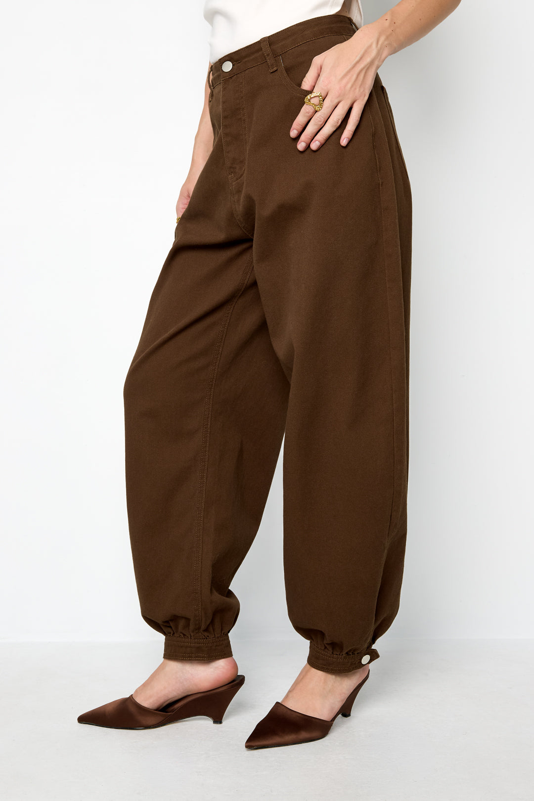 Juna Ballonjeans in Braun – getragen (4)