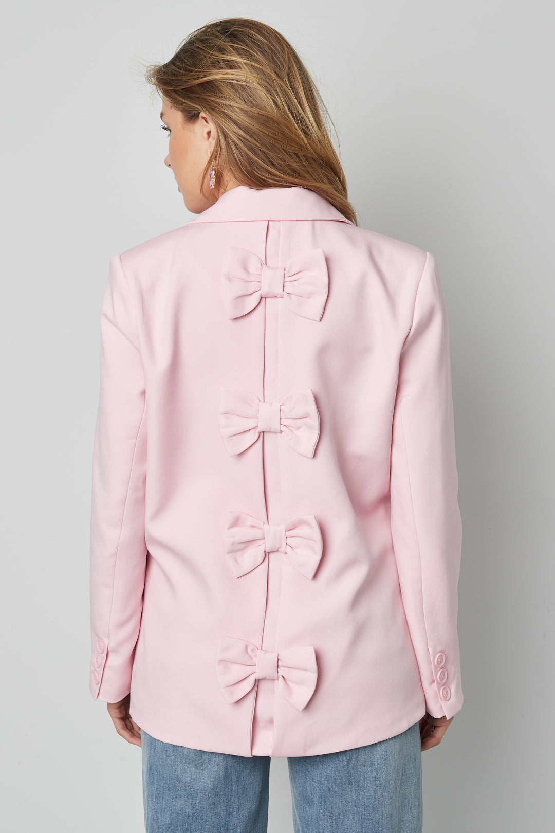 Henni Blazer – Schleifen in Rosa – getragen (5)