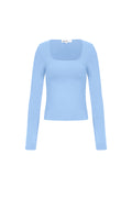 Mina Longsleeve – Eckiger Ausschnitt in Hellblau – Produktansicht (4)